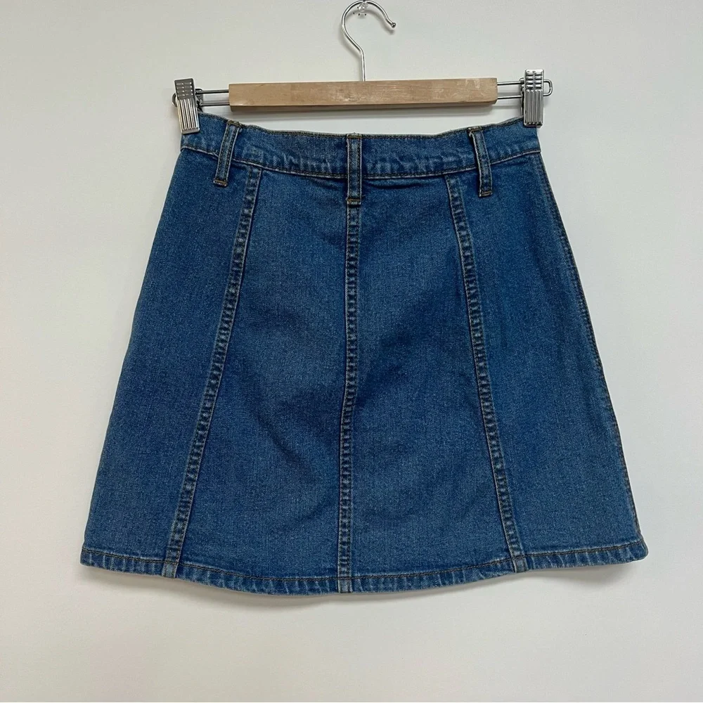 Urban Outfitters BDG Denim Jean Mini Skirt Button Up Front Blue A-line Size 2_6
